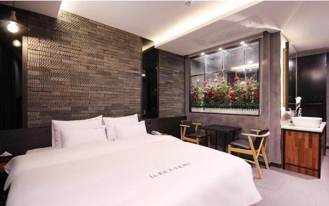 Idea Hotel Пхохан Экстерьер фото