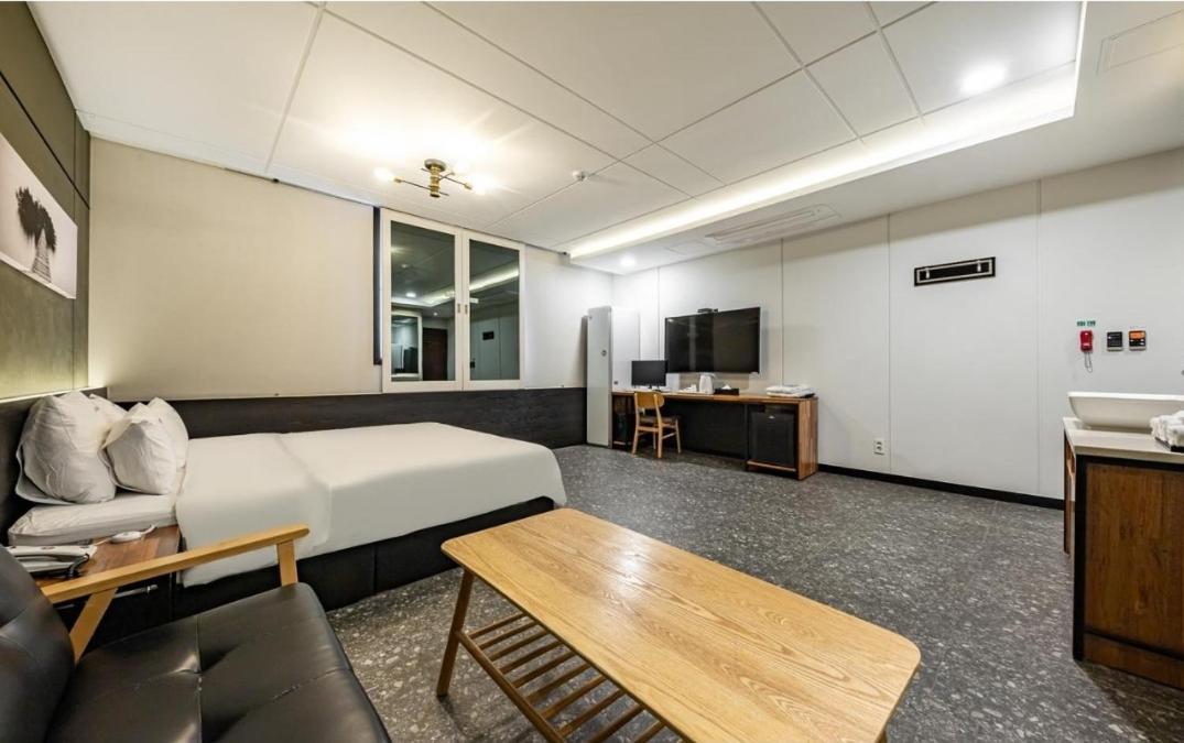 Idea Hotel Пхохан Экстерьер фото